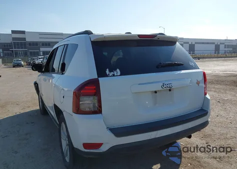 2016 Jeep Compass Sport z USA, uszkodzony, nr VIN 1C4NJCBAXGD568401